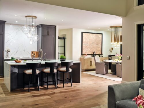 MacKenzie Feng Shui Modern kitchen and breakfast